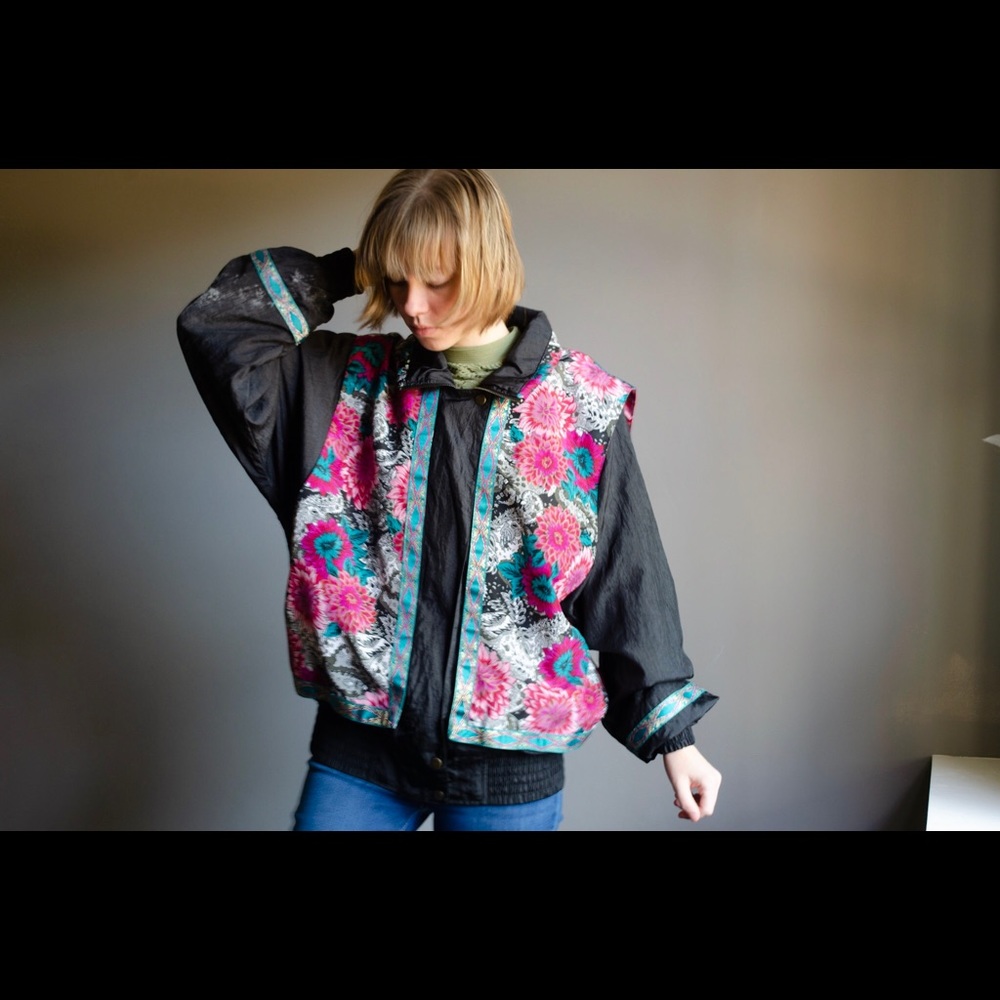 Vintage 80s Lavon by Cheerful Corp